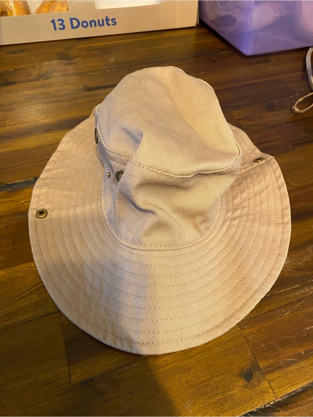 Farmasi Bucket Hat